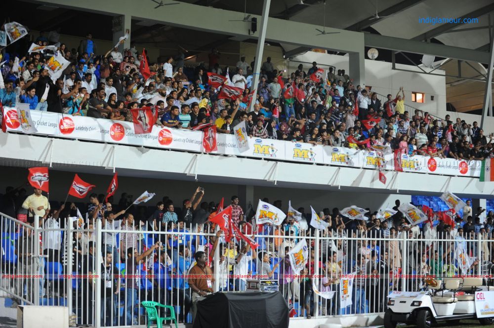 CCL Sharjah Match Pictures 2012 Event hd photo