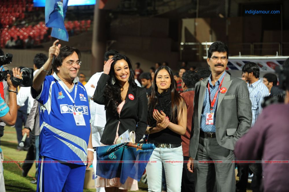 CCL Karnataka Vs Bengal Match Event hd photo