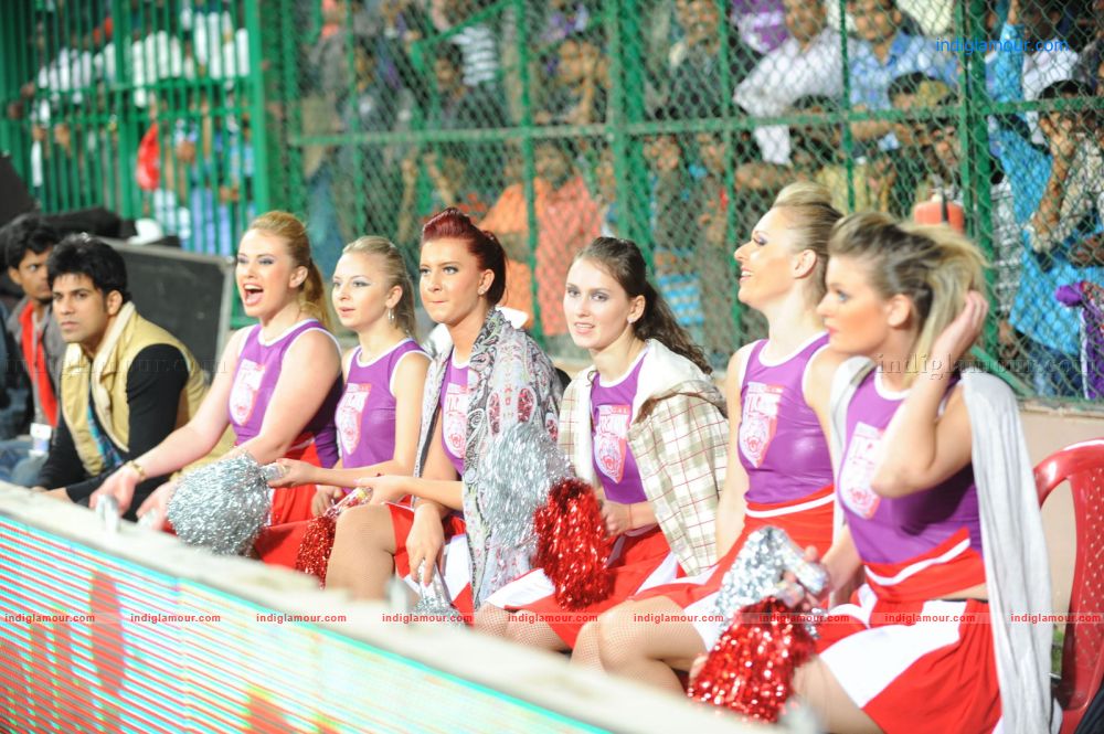CCL Karnataka Vs Bengal Match Event hd photo