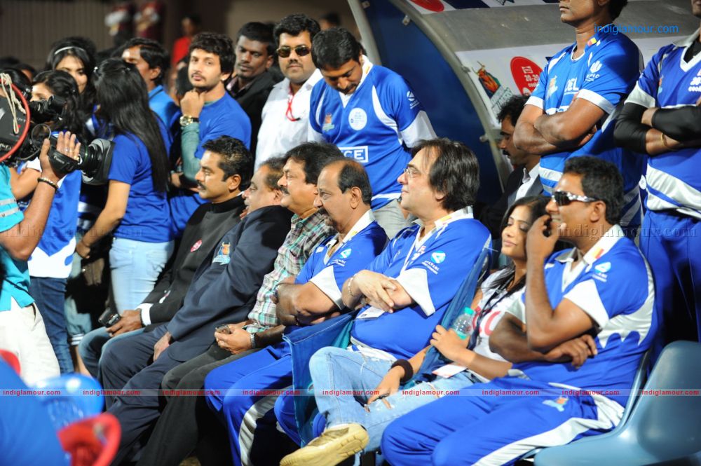 CCL Karnataka Vs Bengal Match Event hd photo