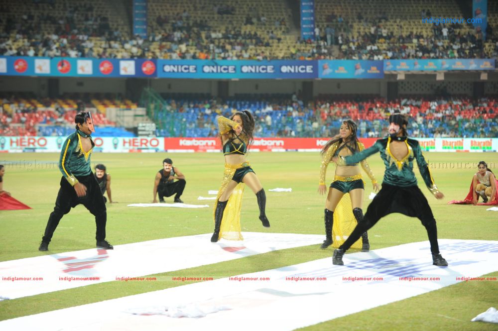 CCL Karnataka Vs Bengal Match Event hd photo