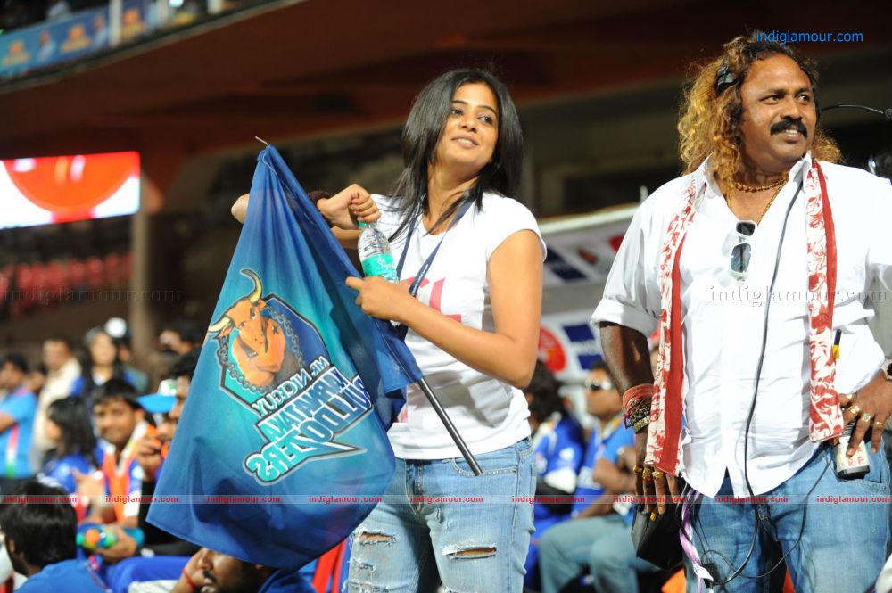 CCL Karnataka Vs Bengal Match Event hd photo