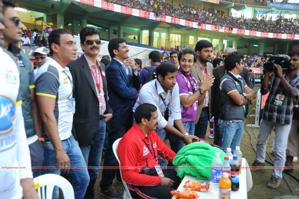 Kerala Strikers vs Mumbai Heroes stills Event hd photo