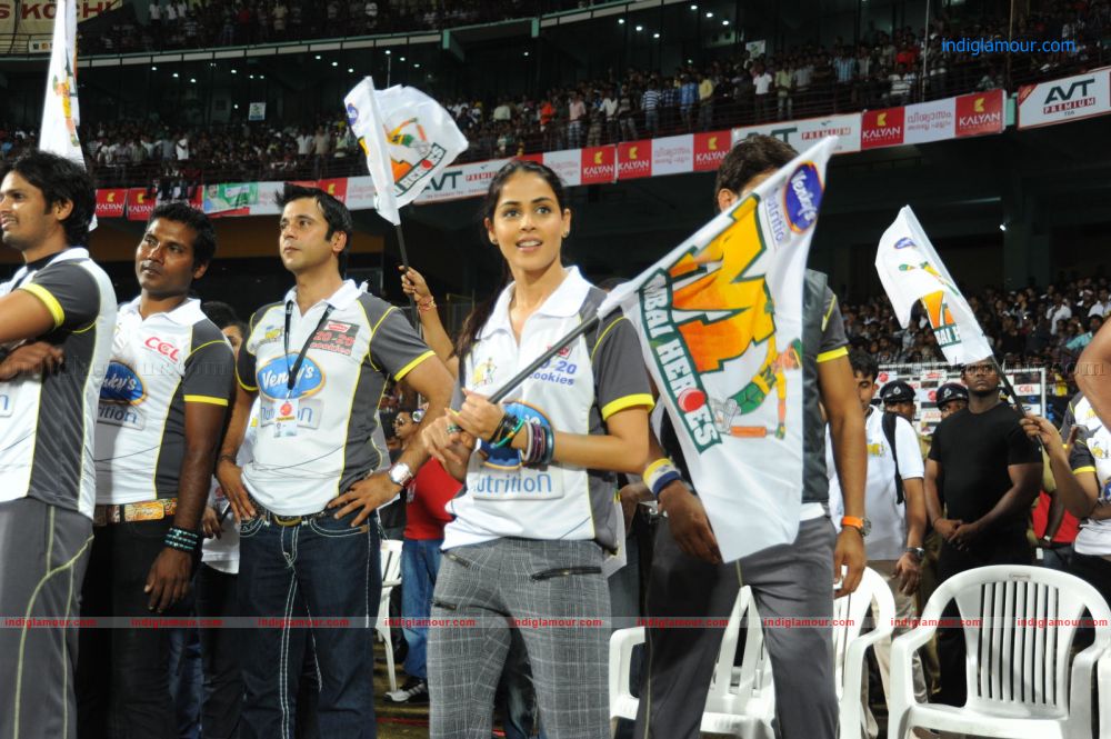 Kerala Strikers vs Mumbai Heroes stills Event hd photo