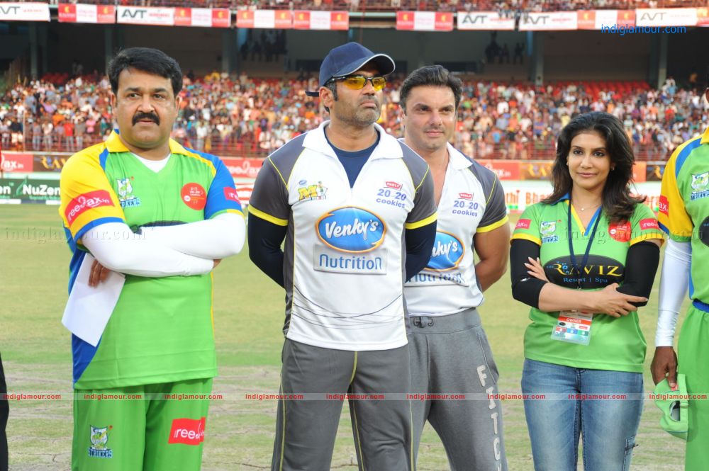 Kerala Strikers vs Mumbai Heroes stills Event hd photo