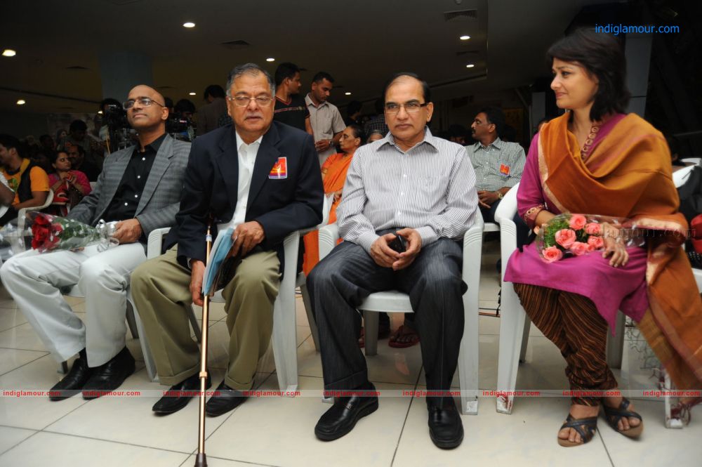 Rushi movie press meet Event hd photo