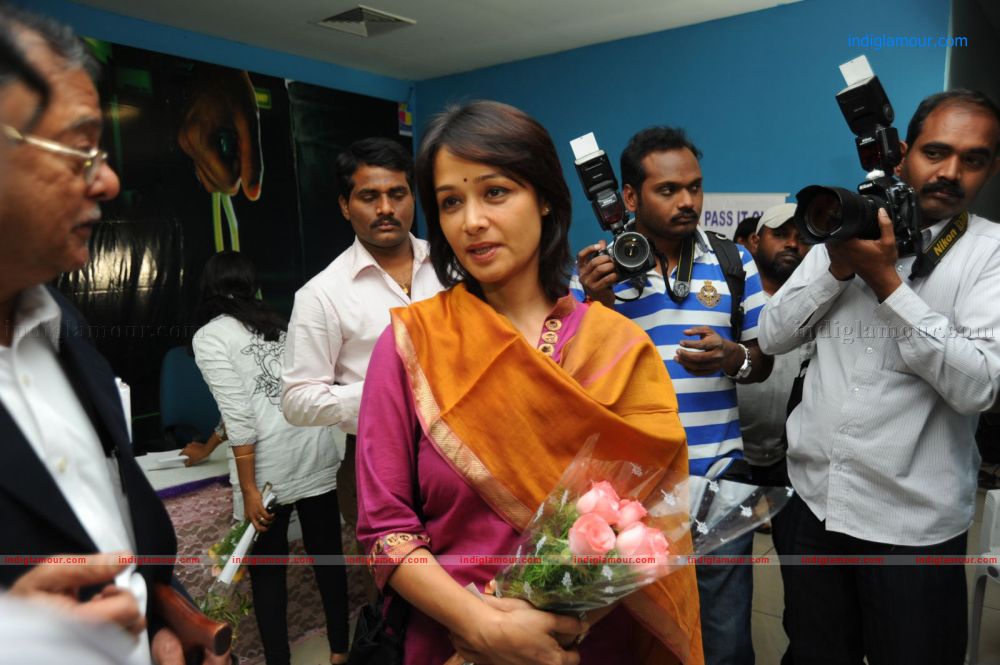 Rushi movie press meet Event hd photo