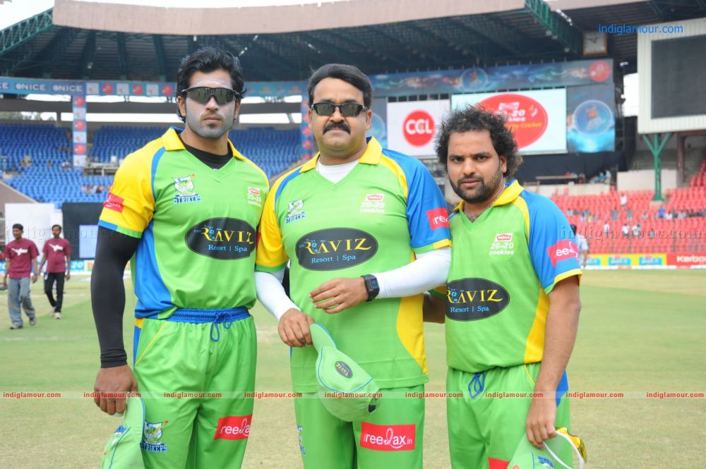 CCL 2 Telugu Warriors Vs Kerala Strikers Event hd photo