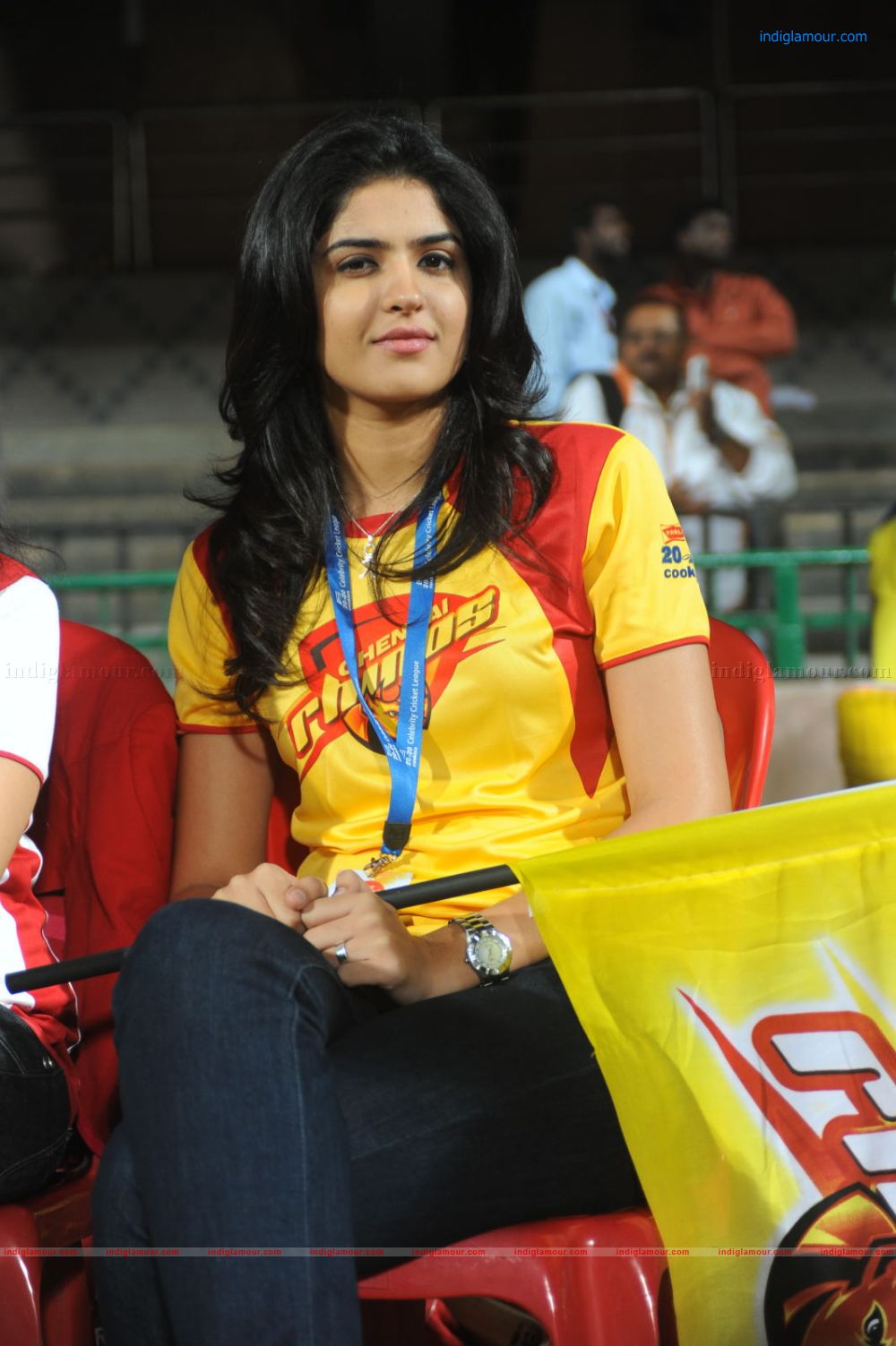 Deeksha Seth Actress hd photo