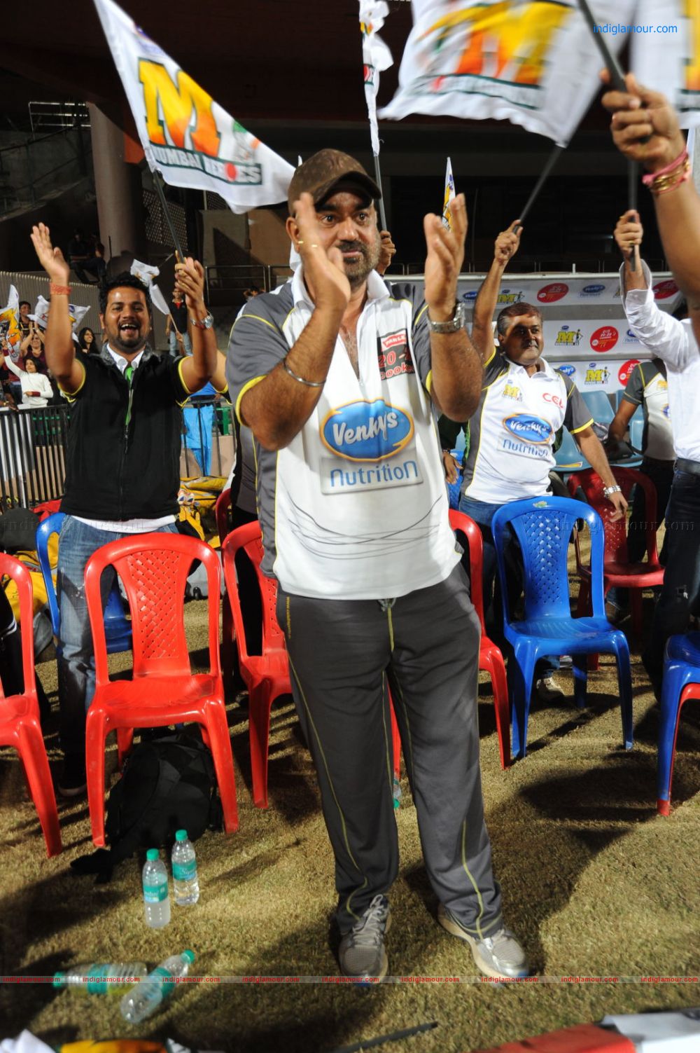Karnataka Bulldozers Vs Mumbai Heroes Event hd photo