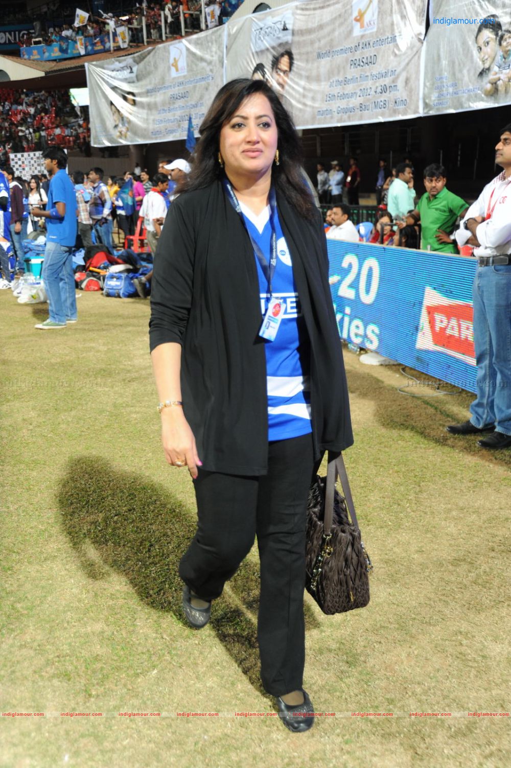 Karnataka Bulldozers Vs Mumbai Heroes Event hd photo