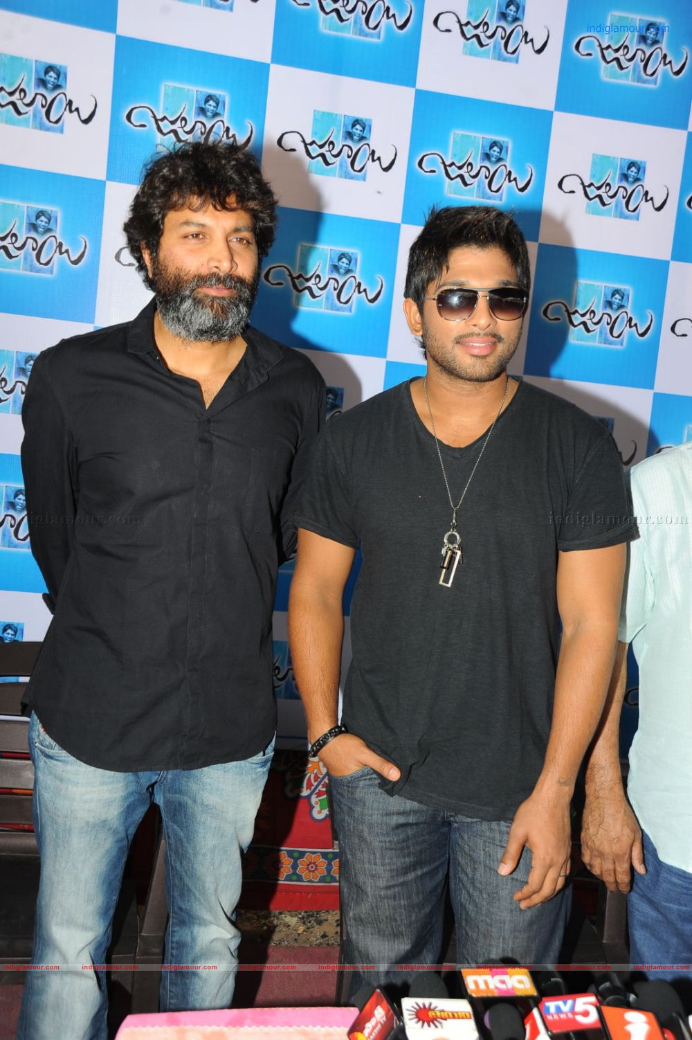 Julayi movie pressmeet Event hd photo