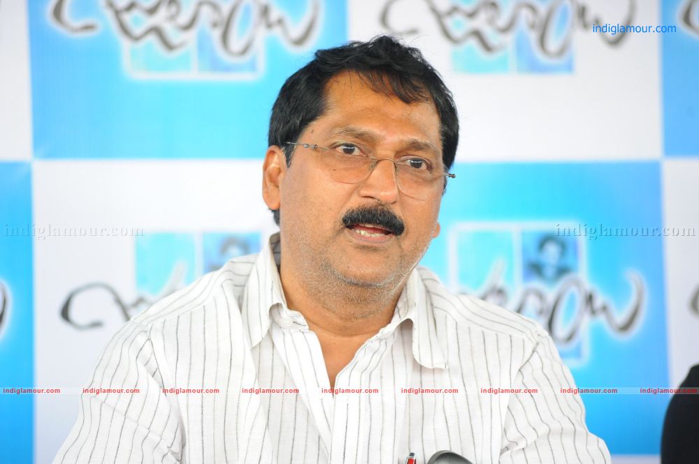 Julayi movie pressmeet Event hd photo