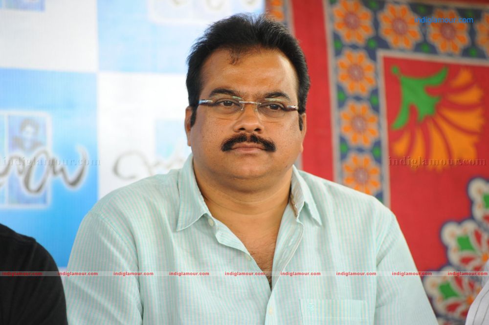 Julayi movie pressmeet Event hd photo