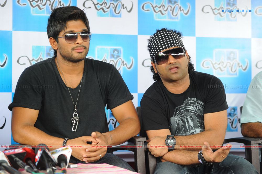 Julayi movie pressmeet Event hd photo