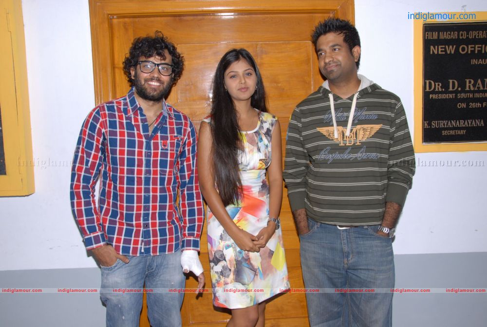 Venella One and Half Platinum Disc Function Event hd photo