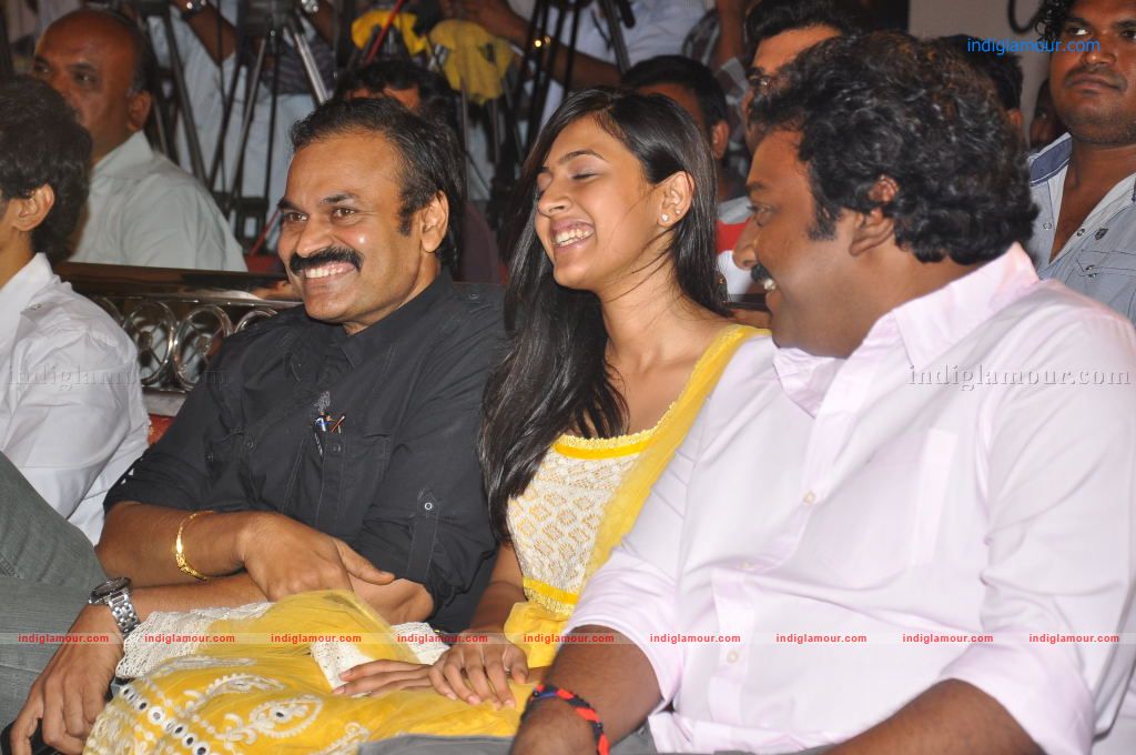 Tuniga Tuniga Platinum Disc Function Event hd photo