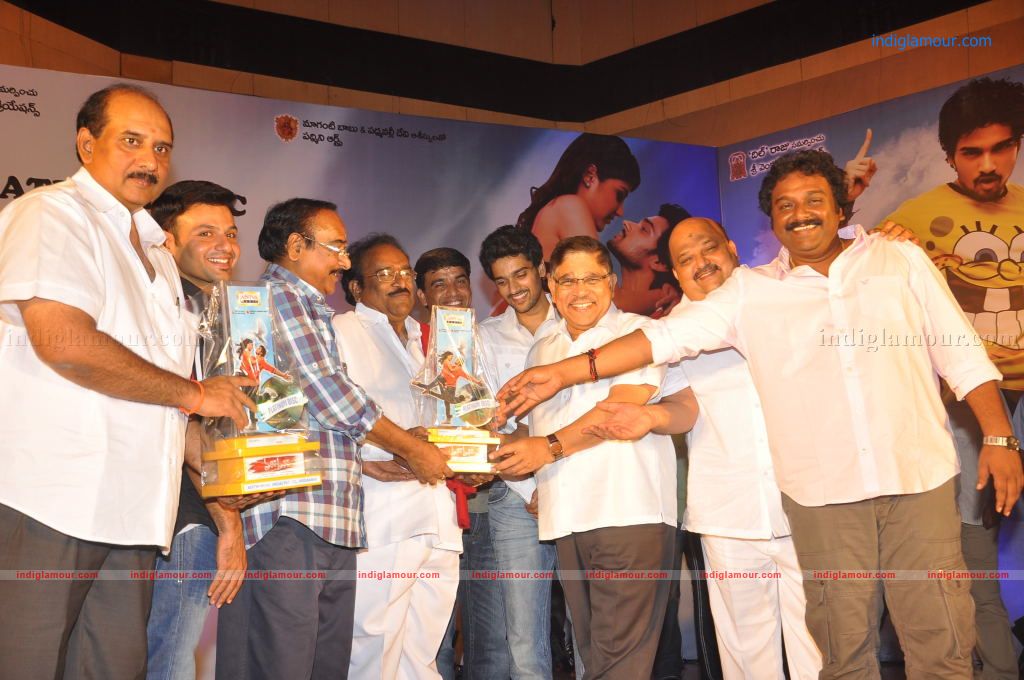 Tuniga Tuniga Platinum Disc Function Event hd photo
