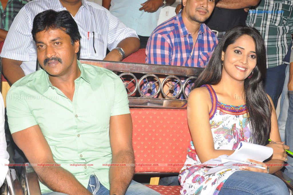 Tuniga Tuniga Platinum Disc Function Event hd photo
