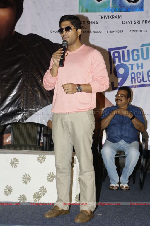 Julayi Pakado Pakado Song Release Event hd photo