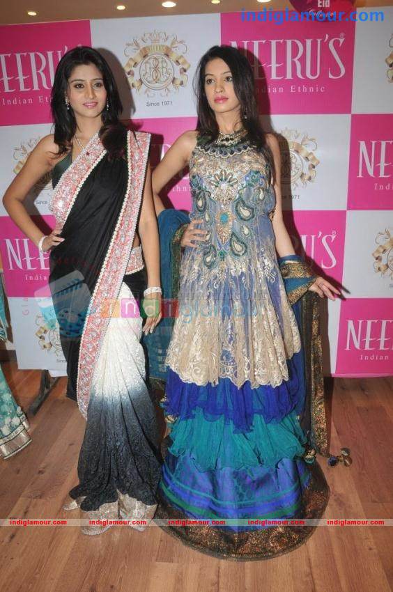 Lakshmi Manchu And other Celebs At Neerus Elite 6th Anniversary Event hd photo