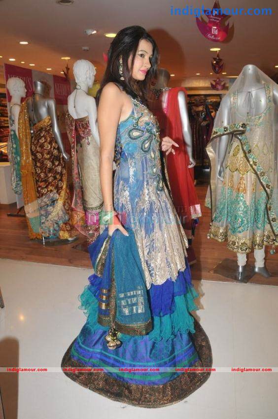 Lakshmi Manchu And other Celebs At Neerus Elite 6th Anniversary Event hd photo
