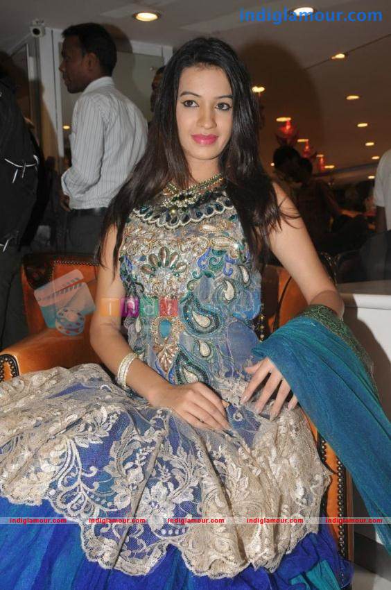 Lakshmi Manchu And other Celebs At Neerus Elite 6th Anniversary Event hd photo