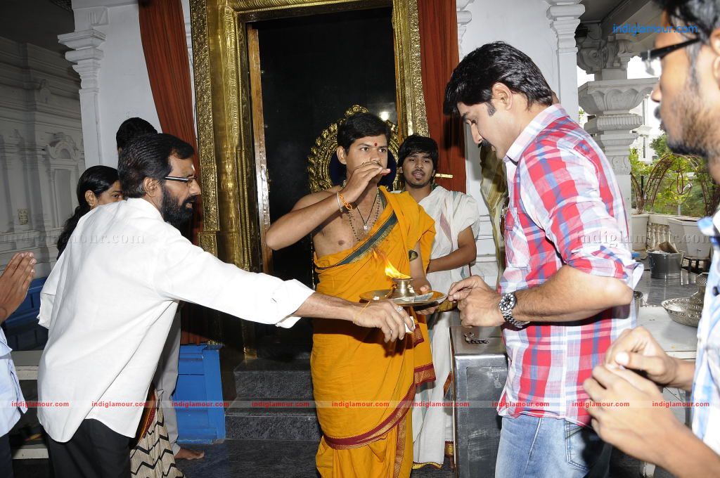 Lucky telugu Movie Opening Event hd photo