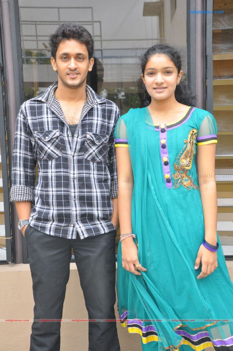 Oka Romantic Crime Katha Success Meet Event hd photo