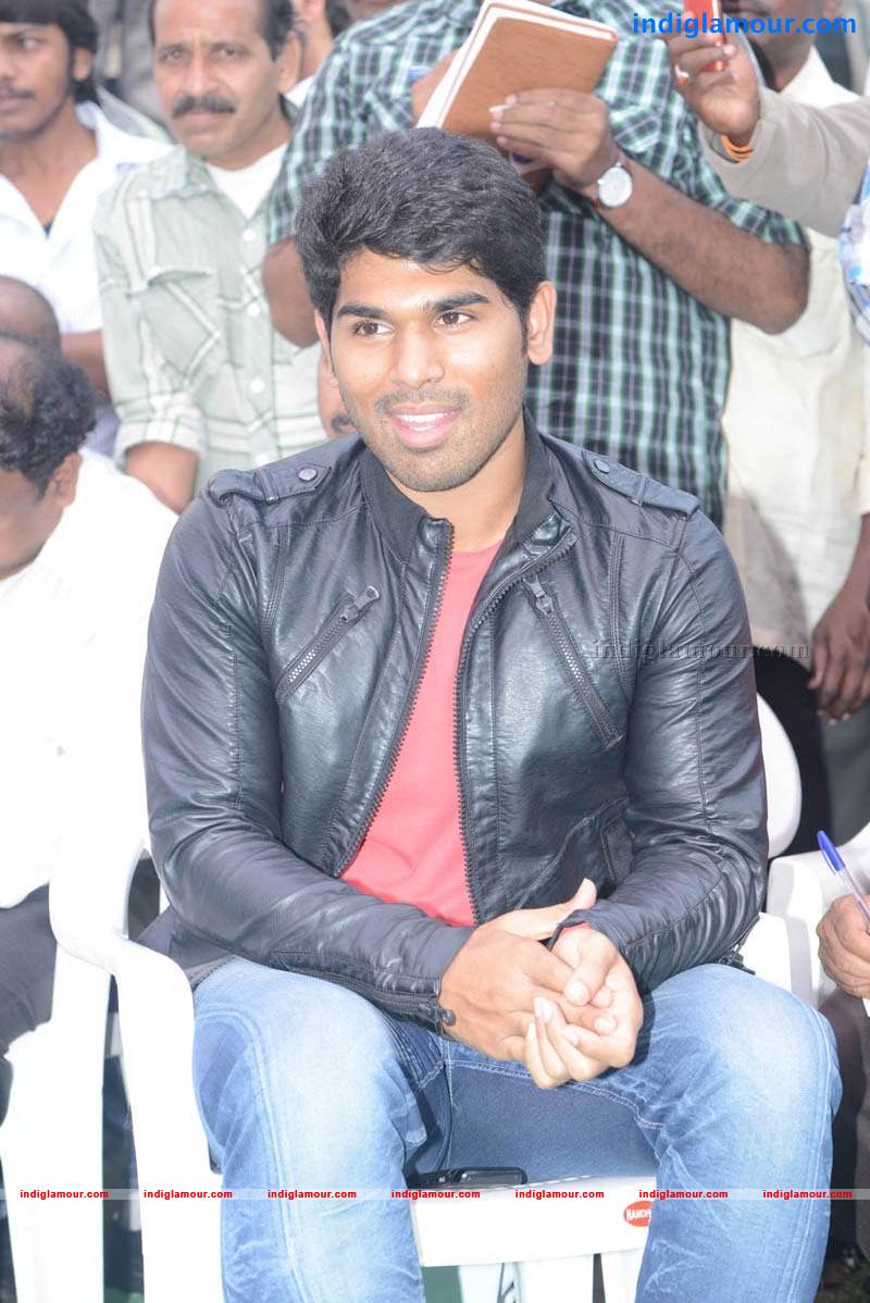 Production No 32 Movie Launch Event hd photo
