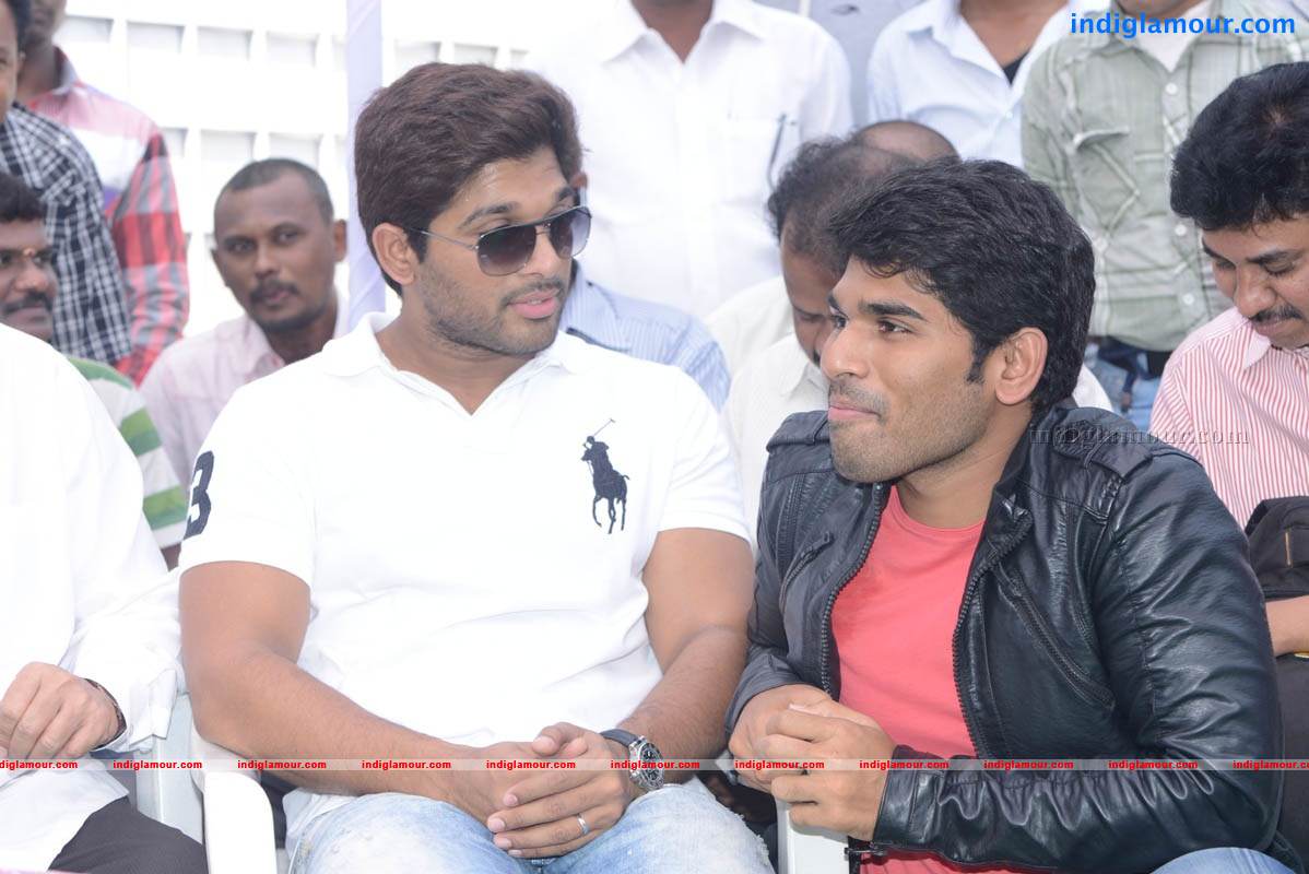 Production No 32 Movie Launch Event hd photo