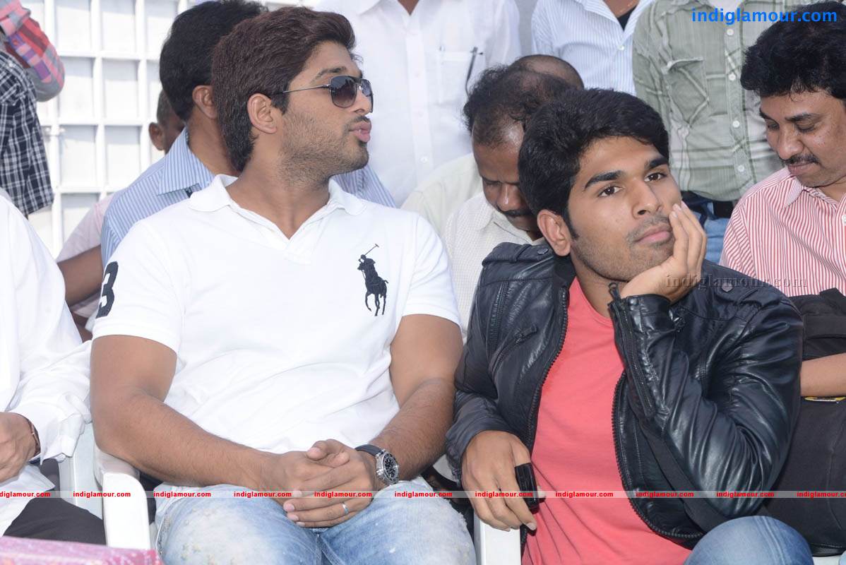 Production No 32 Movie Launch Event hd photo