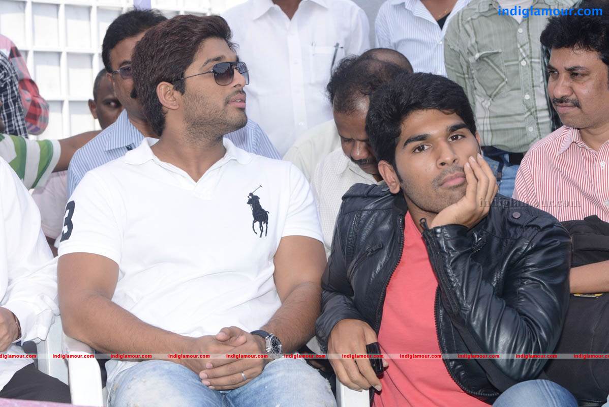 Production No 32 Movie Launch Event hd photo
