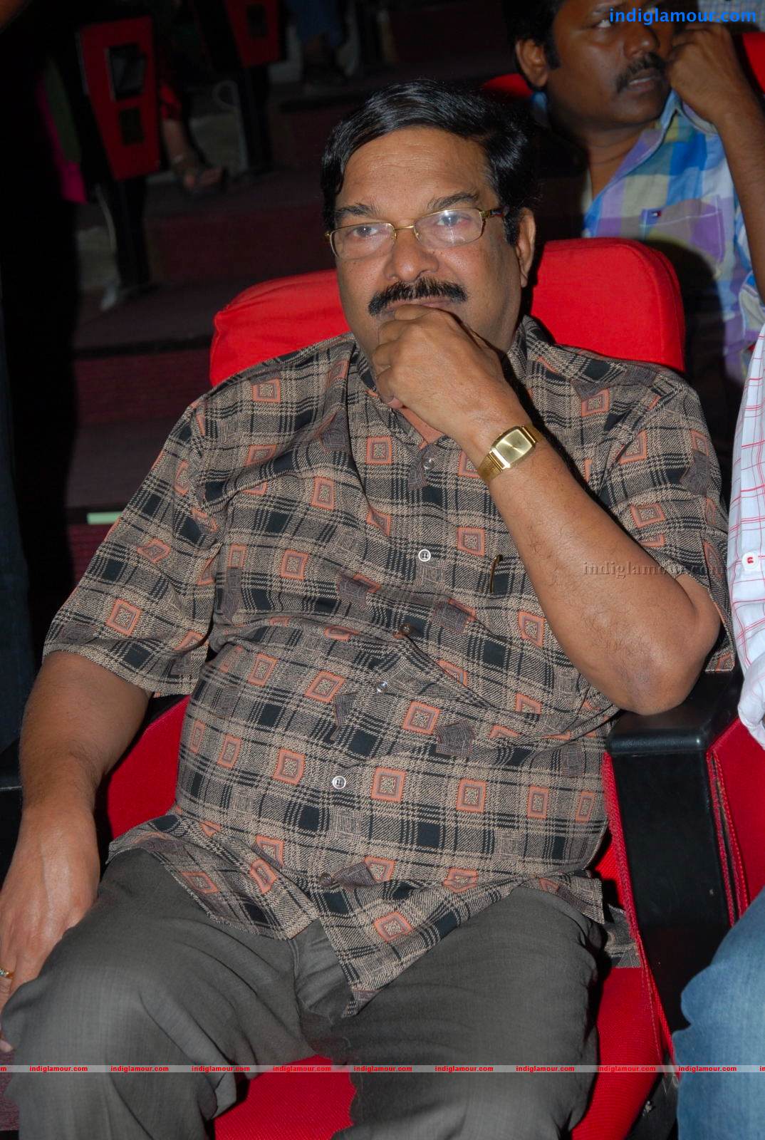 Ram Charan Launches Yamudiki Mogudu Movie Audio Event hd photo