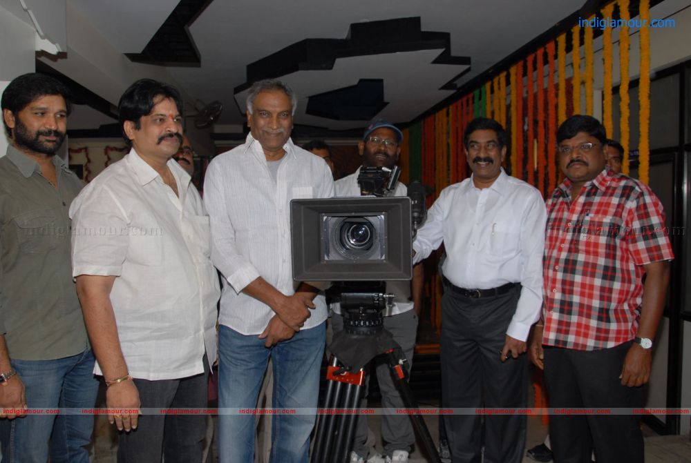 Nagna Satyam Movie launch Event hd photo