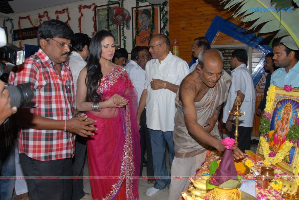 Nagna Satyam Movie launch Event hd photo