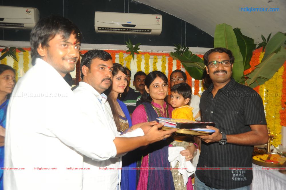 A Vachi B Pai Vaale Movie Opening Stills Event hd photo