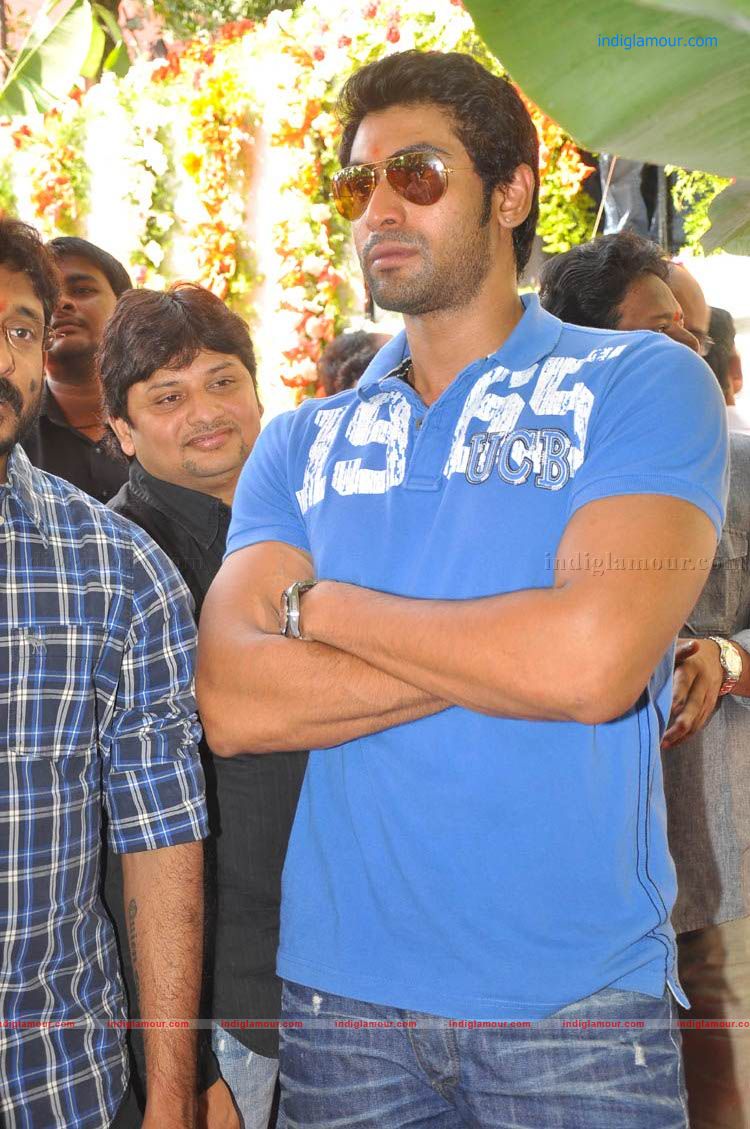 Iddarammailatho Movie Opening Photos Event hd photo