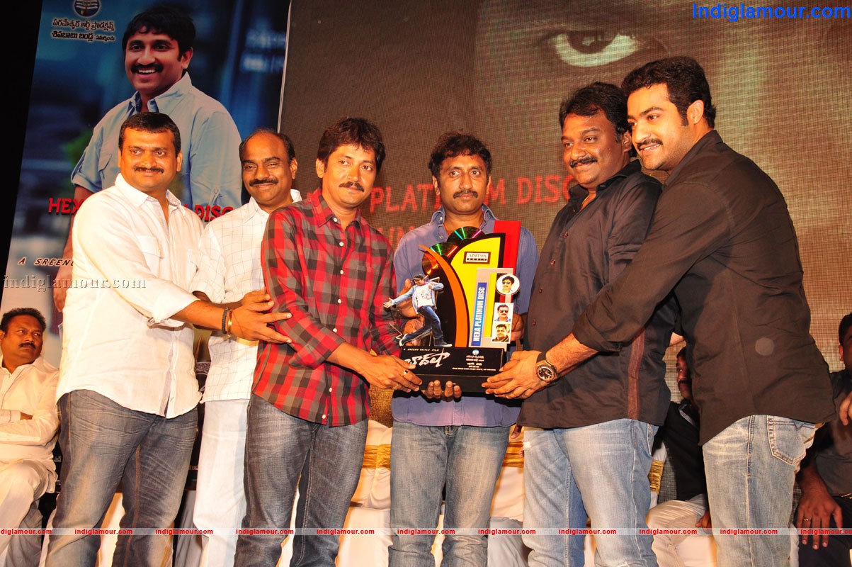 Baadshah Hexa Platinum Disc Function Event hd photo