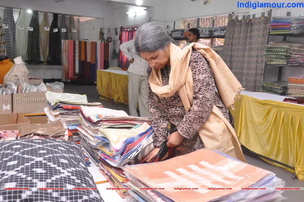 Pochampally Ikat Art Mela Event hd photo