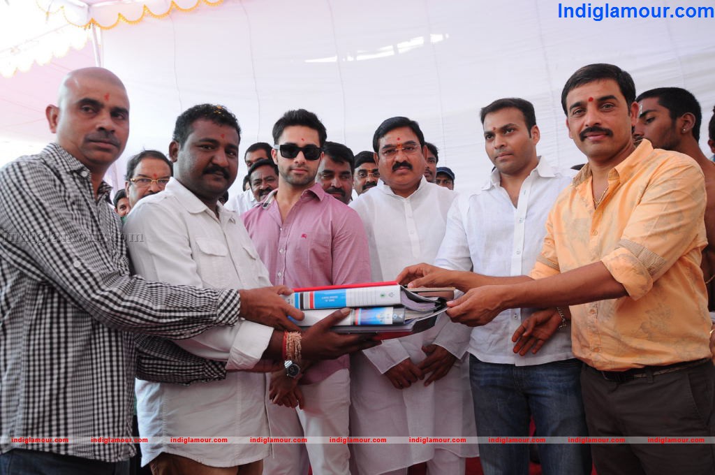 Antha Nee Mayalone Movie Opening Event hd photo