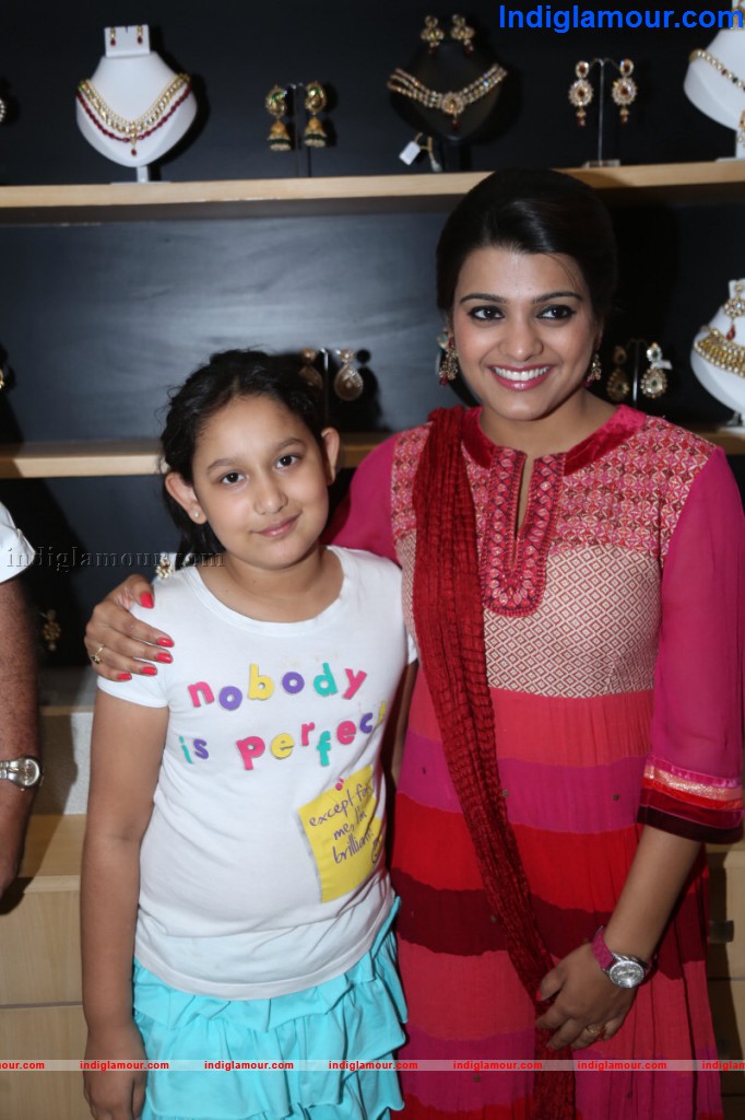 Tashu Kaushik at Patny Jewels Event Event hd photo