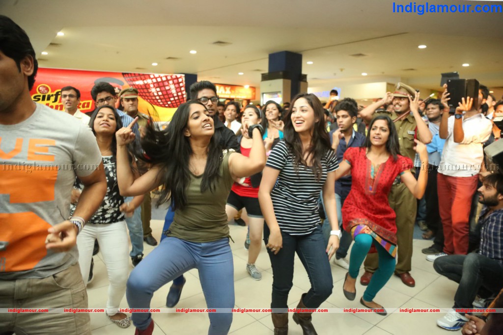 Gouravam team at Pepsi IPL 2013 Event Event hd photo