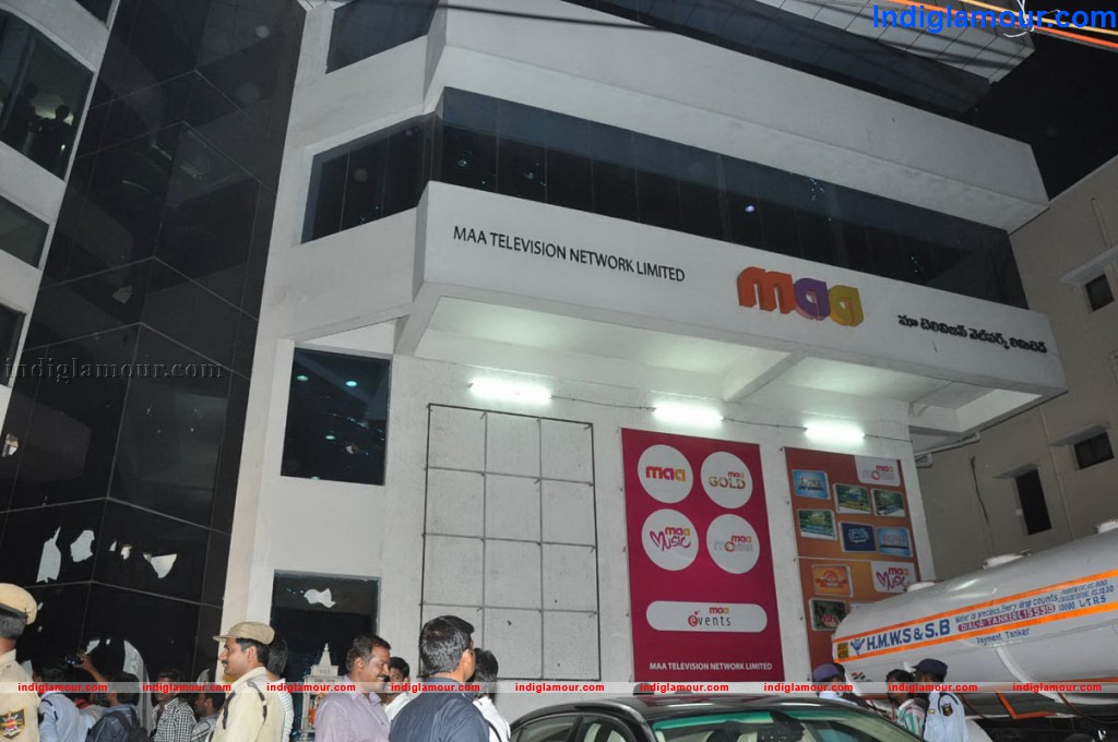 TV Artists Attack MAA TV Office Event hd photo