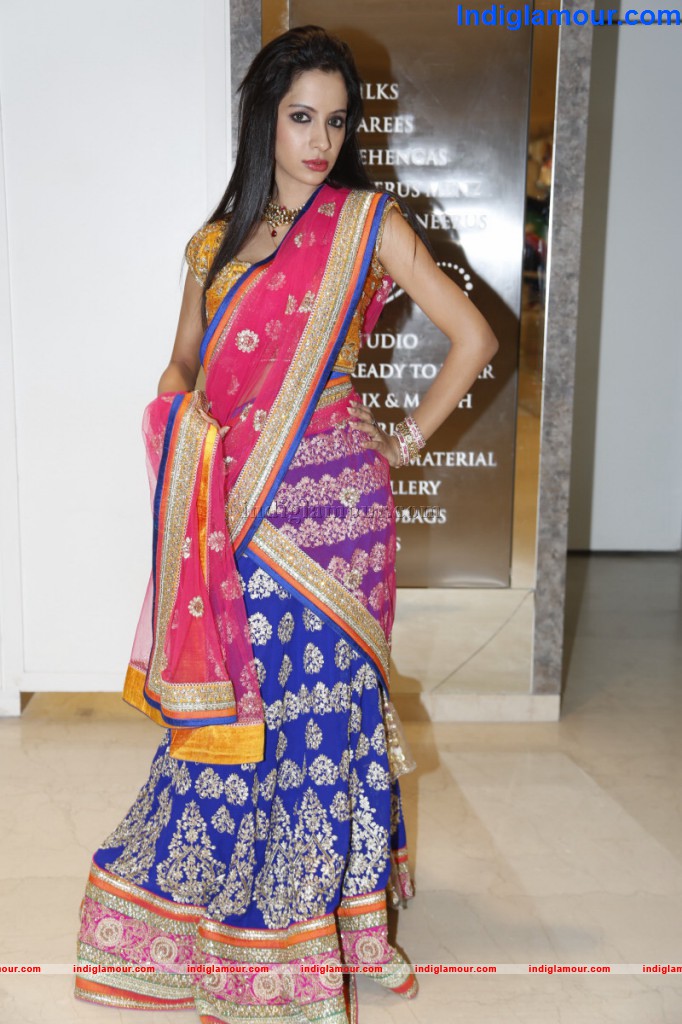 Hot Models at Neerus Wedding Collections Event hd photo