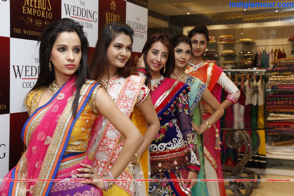 Hot Models at Neerus Wedding Collections Event hd photo