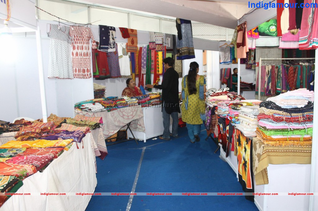 Vastravarnam Expo 2013 Event hd photo