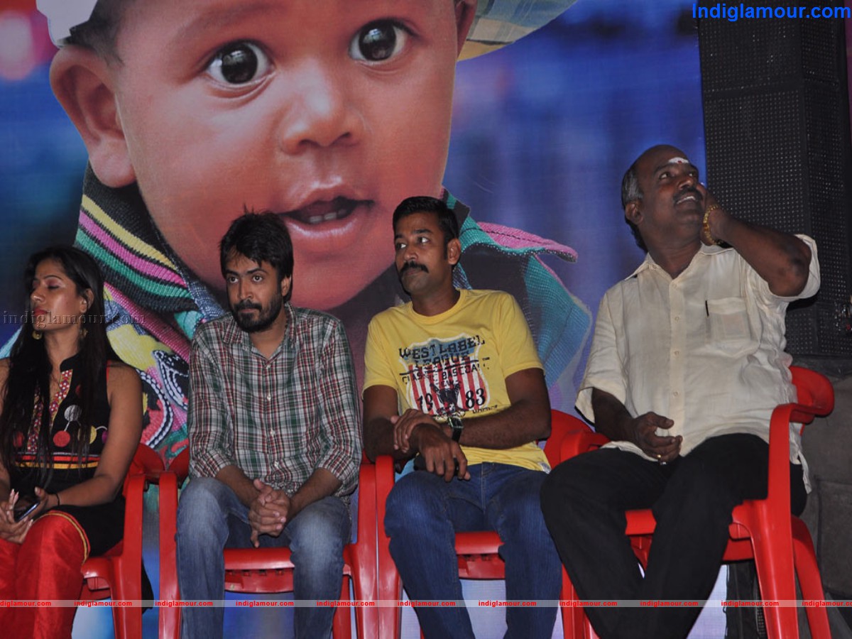 Udhaya Un Idhayathai Tha Movie Launch Event hd photo