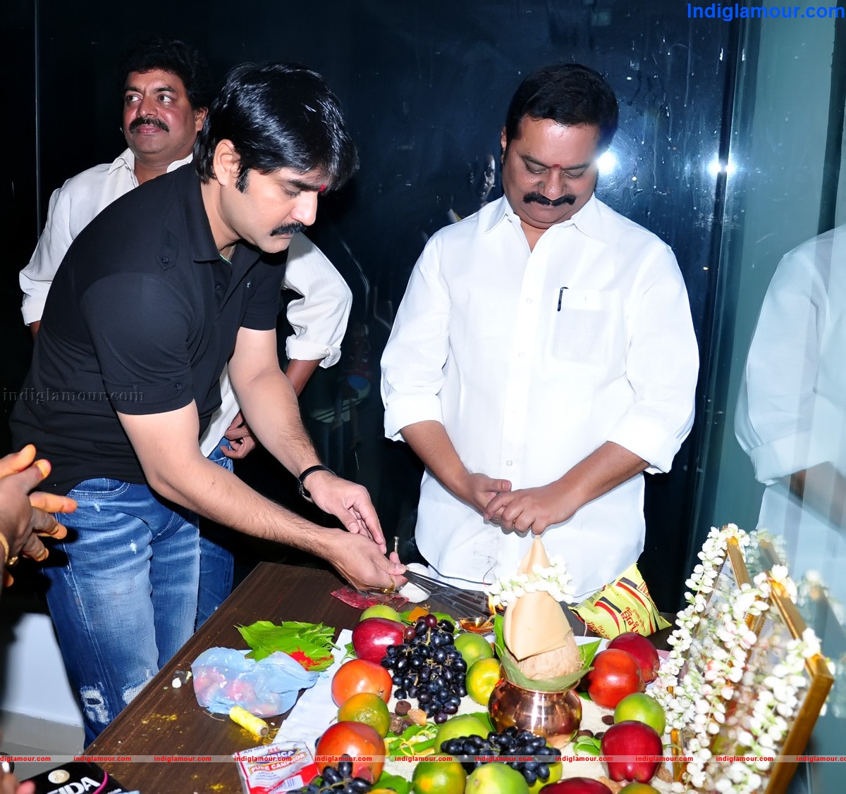 BAHAR BIRYANI CAFE Opening on Hero SRIKANTH Event hd photo