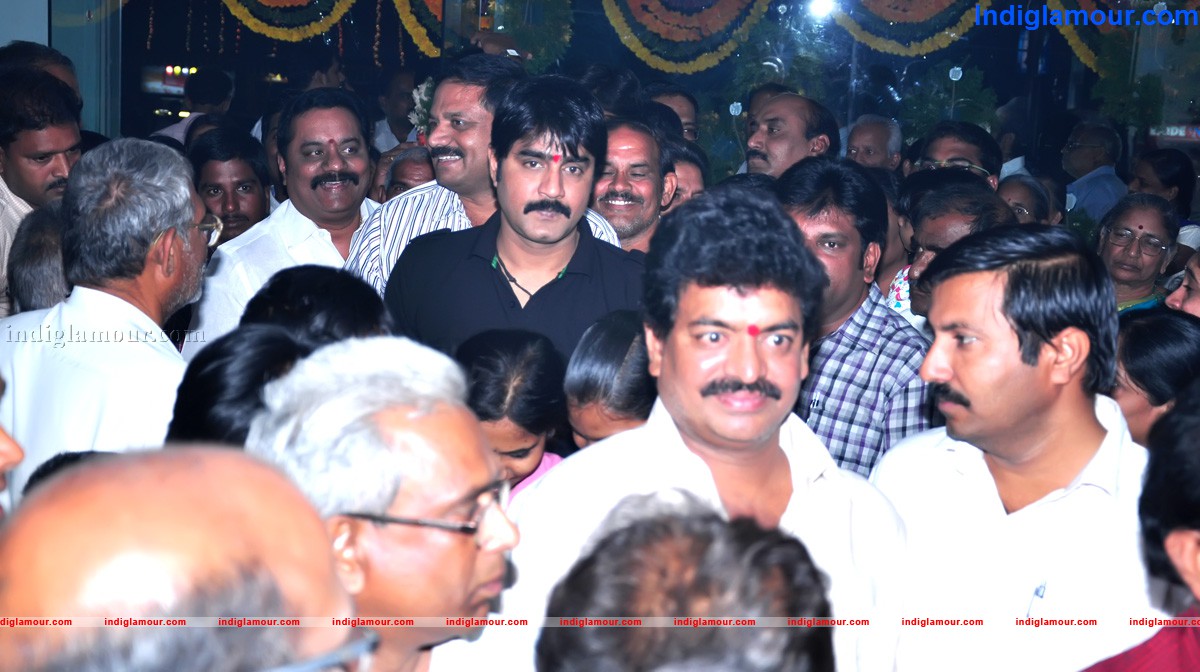 BAHAR BIRYANI CAFE Opening on Hero SRIKANTH Event hd photo